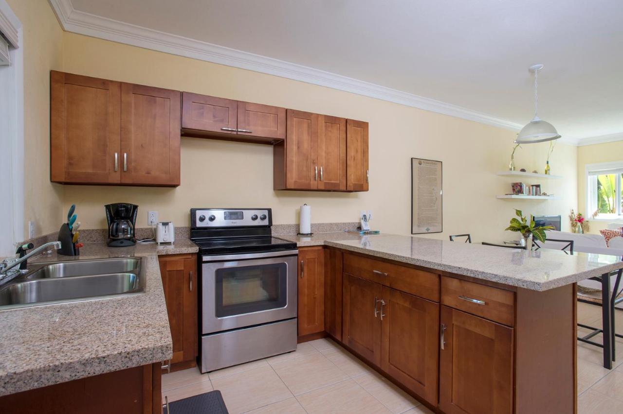 Sir Charles Guest House Palmetto Point Exterior foto